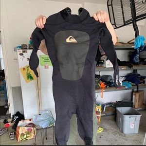 Men’s XL Quicksilver Wetsuit